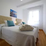 Playa Arbeyal & Garaje Apartamento *